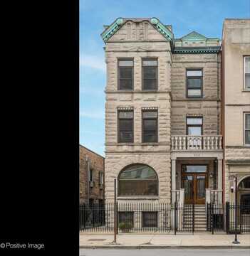 709 W Diversey Parkway, Chicago, IL 60614