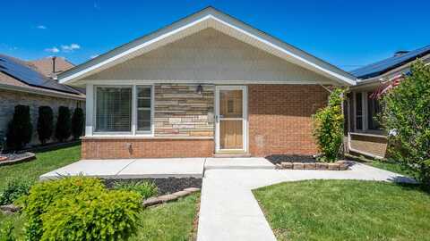 5708 W 82nd Place, Burbank, IL 60459