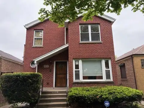 8834 S East End Avenue, Chicago, IL 60617