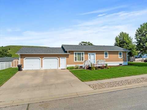 1006 S 33rd Street, Spearfish, SD 57783