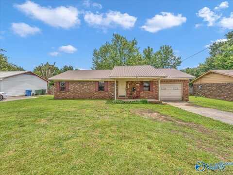 812 Mitwede Street SW, Hartselle, AL 35640