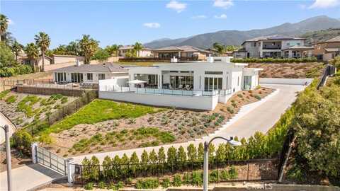 1270 W Chase Drive, Corona, CA 92882