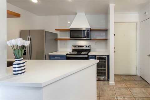 640 The Village, Redondo Beach, CA 90277