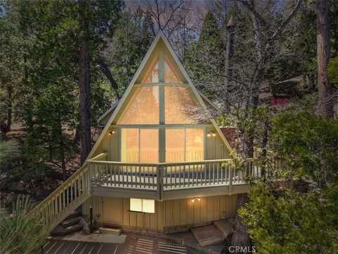 27364 Alpen Drive, Lake Arrowhead, CA 92352