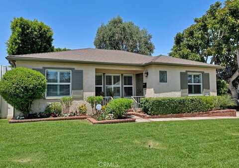 16839 Halper Street, Encino, CA 91436