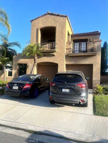30 Galeana, Lake Forest, CA 92610