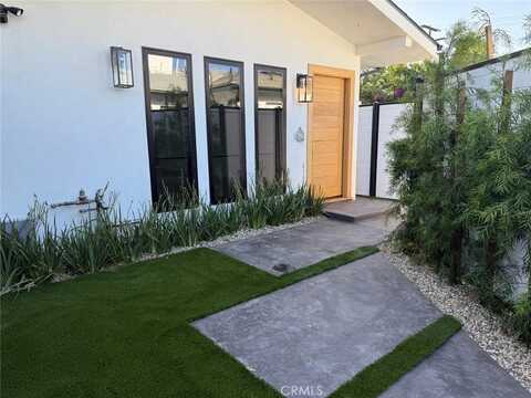 5443 Simpson, Valley Village, CA 91607