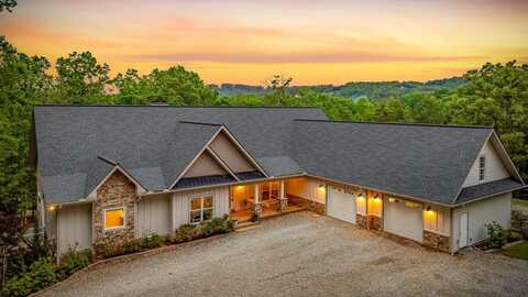 135 Adams Farm Drive, Blairsville, GA 30512