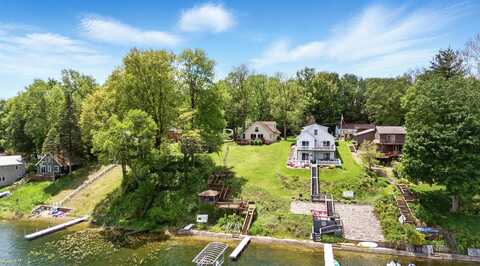 5585 S 930 E, Wolcottville, IN 46795