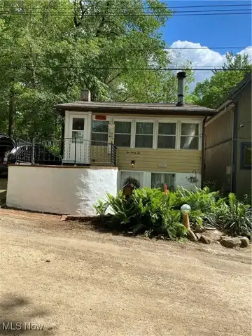 232 Olden Avenue, Akron, OH 44319