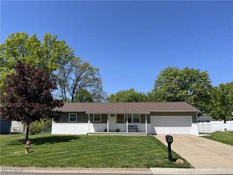 520 Longview Avenue, Canal Fulton, OH 44614