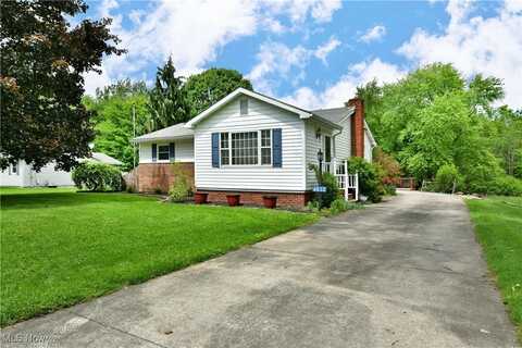4832 Fairport Road, Newton Falls, OH 44444