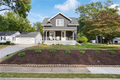360 Woodside Avenue NE, North Canton, OH 44720