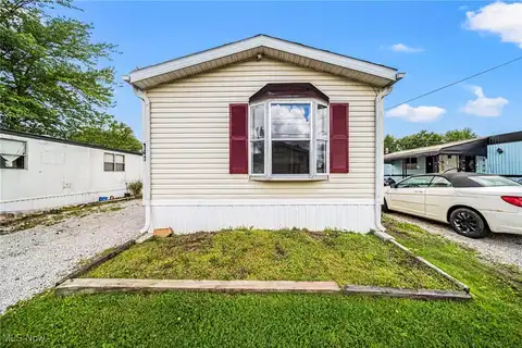 141 Marilyn Drive, Madison, OH 44057