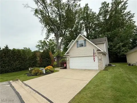 106 Windjammer Court, Painesville, OH 44077