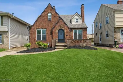 1814 Brookview Boulevard, Parma, OH 44134