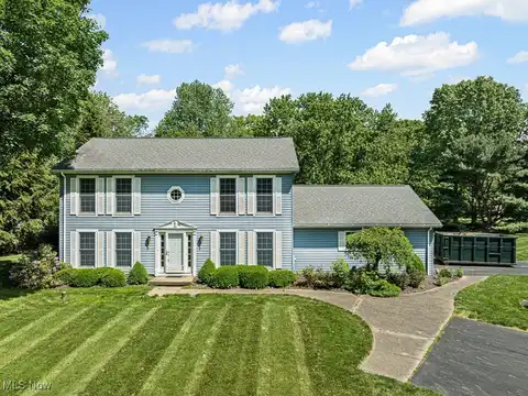 12935 Robinwood Street NE, Alliance, OH 44601