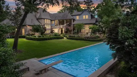 1950 Stonegate Circle, Tyler, TX 75703