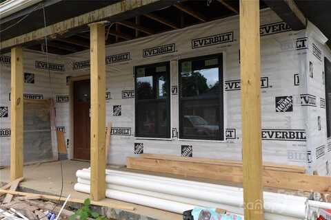 136 Edwards Avenue, Swannanoa, NC 28778