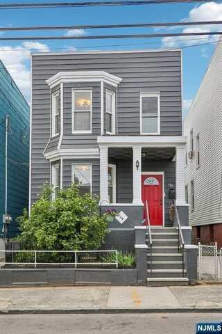 196 Clendenny Avenue 1, Jersey City, NJ 07304