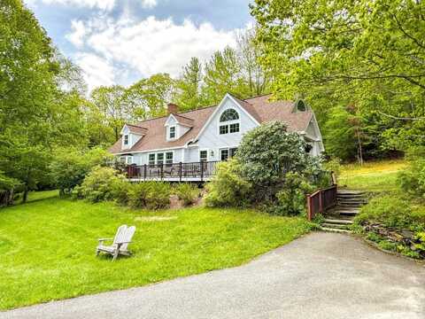 14 Maries Way, Lebanon, NH 03766