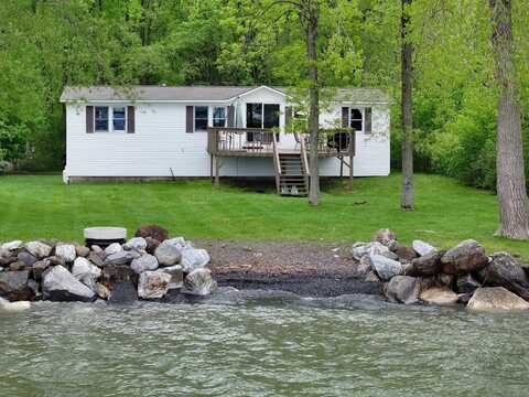244 Tranquility Lane, Saint Albans, VT 05478