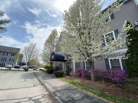 101 Eastern Avenue, Manchester, NH 03104