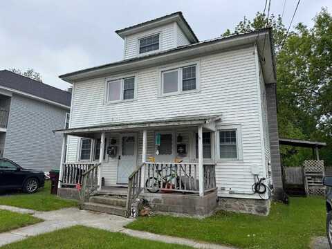 905 County Street, Bennington, VT 05201