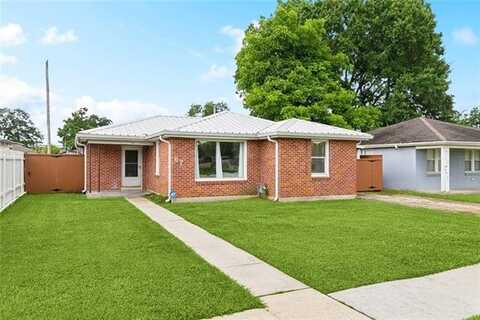 67 COCHRANE Drive, Chalmette, LA 70043