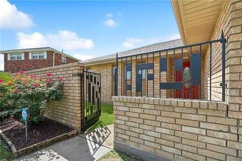 7640 ARBOR Drive, New Orleans, LA 70126