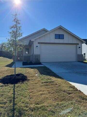 1640 E 140th Place, Glenpool, OK 74033