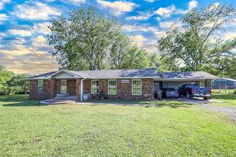 8845 Chestnut Road, Henryetta, OK 74437