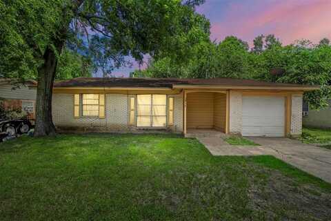 3812 Acree Street, Beverly Hills, TX 76711