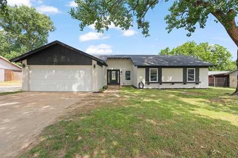 810 Ridgeway Road, Joshua, TX 76058