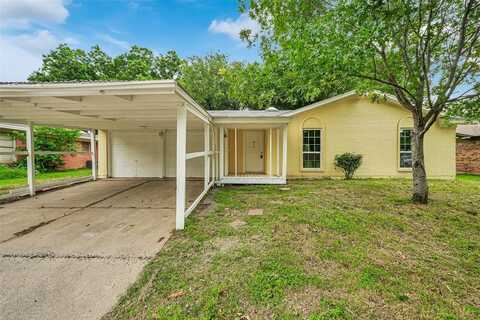 6825 John Drive, Richland Hills, TX 76118