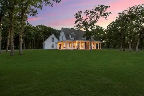 6586 Lone Star Lane, Aubrey, TX 76227