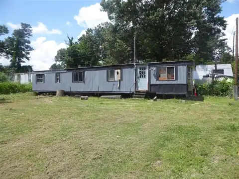 20362 Red Oak Street, Chandler, TX 75758