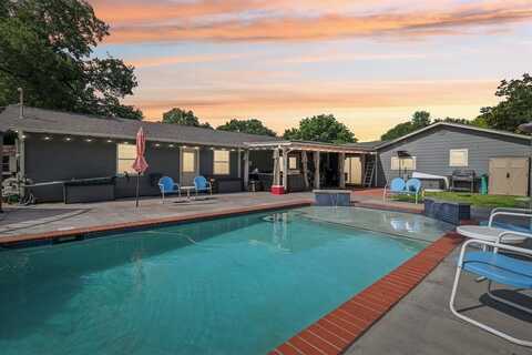 3703 Winding Way, Granbury, TX 76049