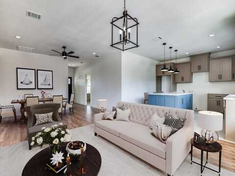 3322 Collins Boulevard, Garland, TX 75044