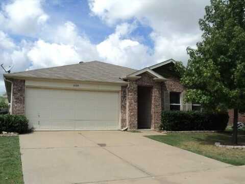 8309 Horse Whisper Lane, Fort Worth, TX 76131