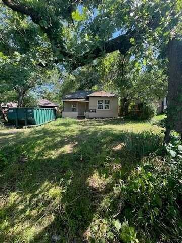 2316 W Walker Street, Denison, TX 75020