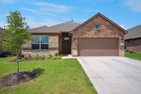 5213 Meadow Lane, Krum, TX 76249