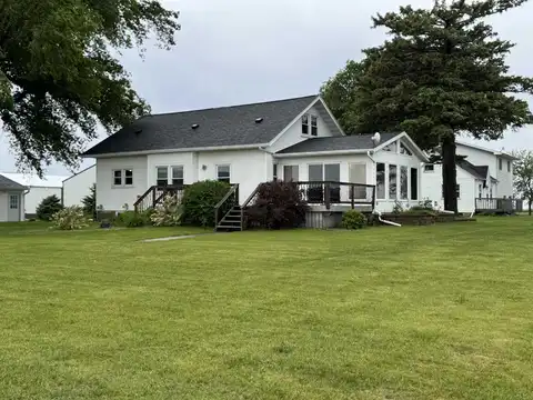 882 630TH ST, Storm Lake, IA 50588