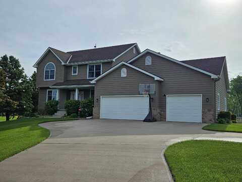 904 Wynstone Dr, Jefferson, SD 57038
