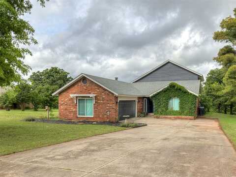 6401 Saddleback Drive, Oklahoma City, OK 73150