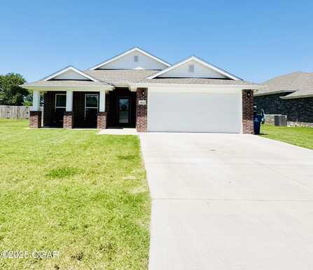 2032 Eagle Drive, Neosho, MO 64850