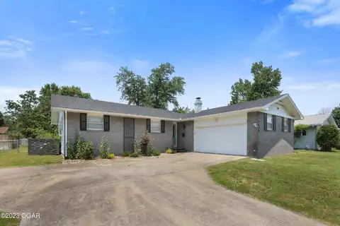 2820 S Vermont Avenue, Joplin, MO 64804