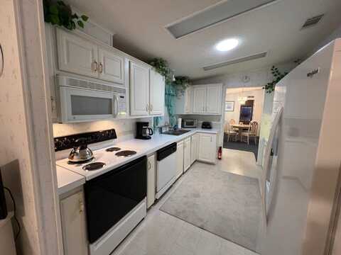 8104 Montor dr, New Port Richey, FL 34653