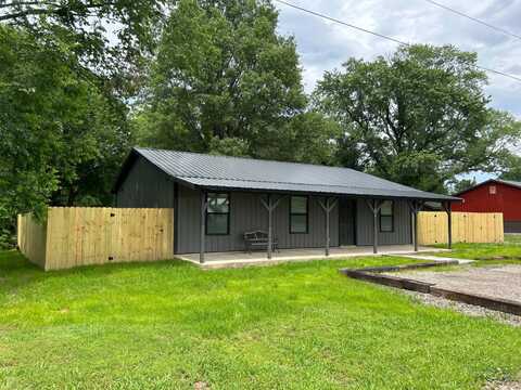 204 NE 2nd St, Adair, OK 74330