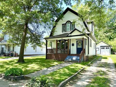 919 S Central Ave, Chanute, KS 66720